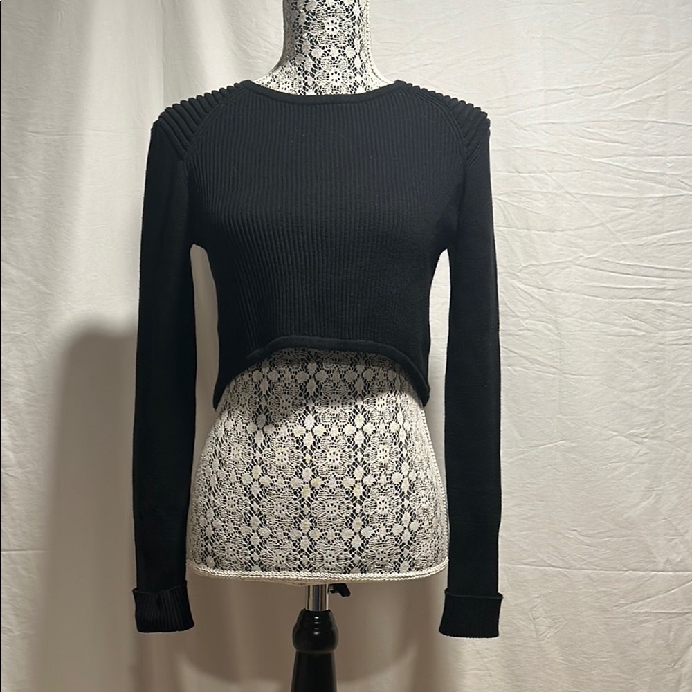 Cabi Prep Cropped Sweater 3525 Ribbed Black Hi Lo Size Small